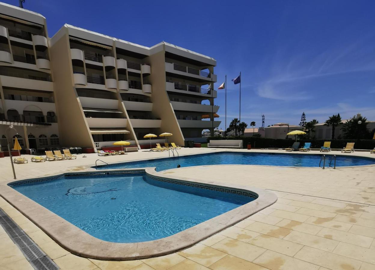 Apartamento T2 Palmeira Gale-Praia Da Gale กีอา ภายนอก รูปภาพ