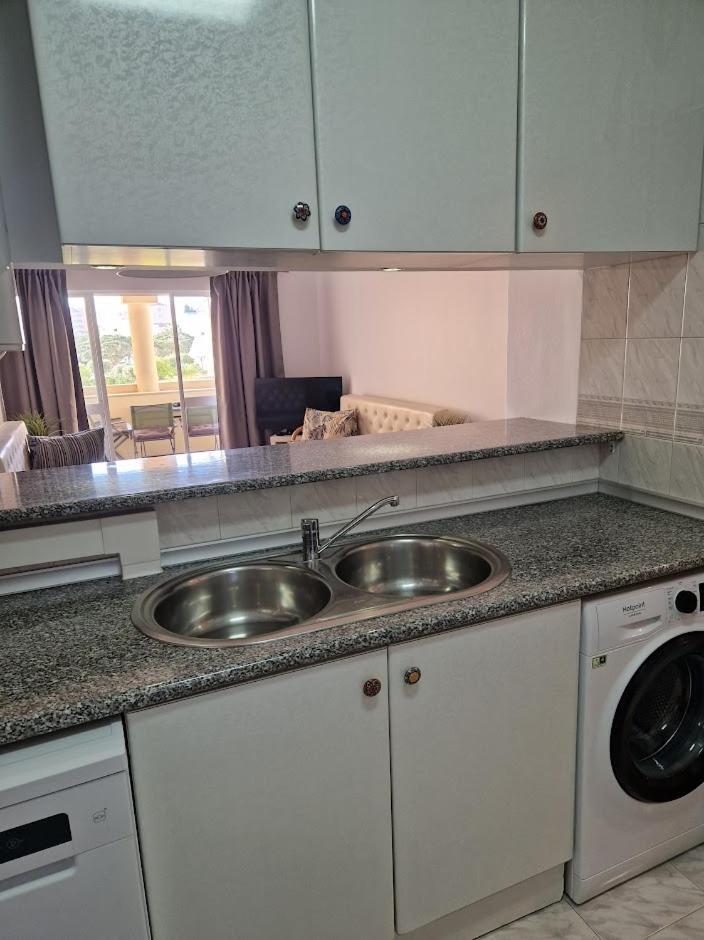 Apartamento T2 Palmeira Gale-Praia Da Gale กีอา ภายนอก รูปภาพ